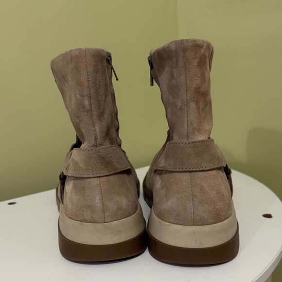 Free People Bodhi Harness Sneaker booties tan suede size 11 women H14N3 - Picture 5 of 10